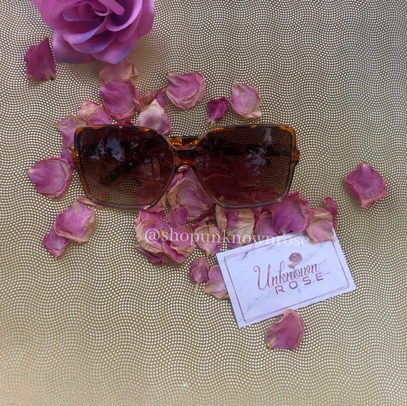 Oversized glasses - Picture 1 of 3